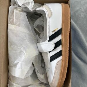Adidas Samba Jane in Blue Shoe Box